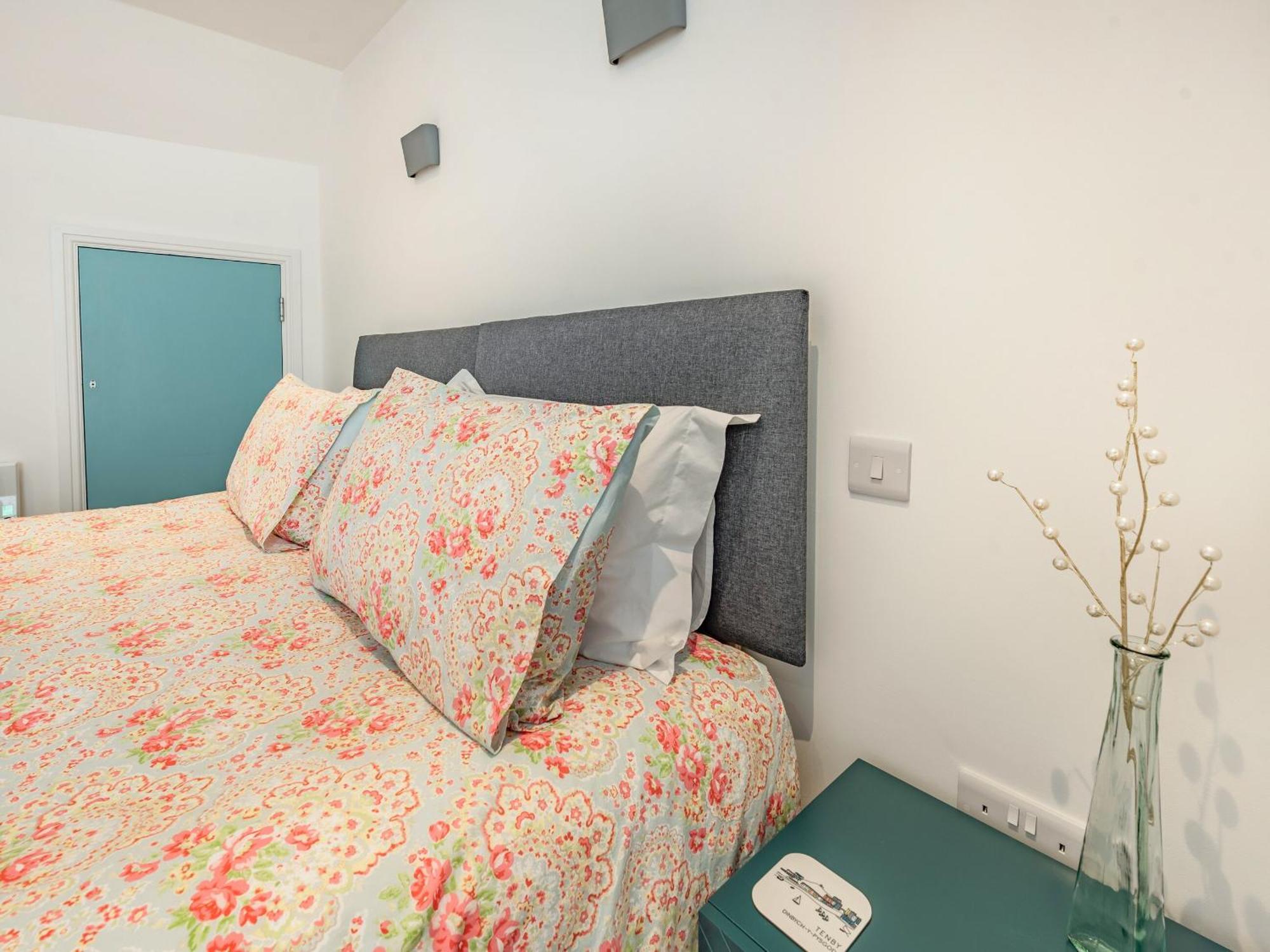 Ocean Waves Villa Tenby Dış mekan fotoğraf