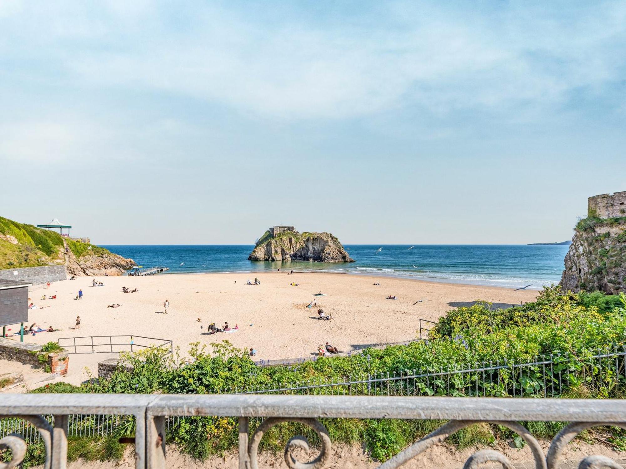 Ocean Waves Villa Tenby Dış mekan fotoğraf